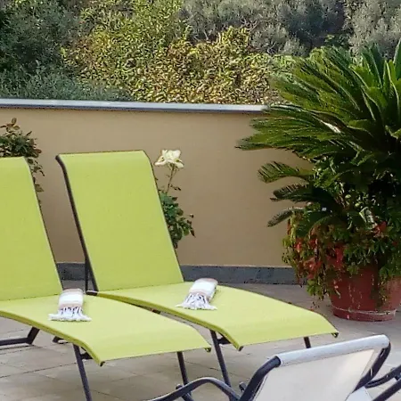 Apartment I 2 Pini - La Terrazza Su Positano - *